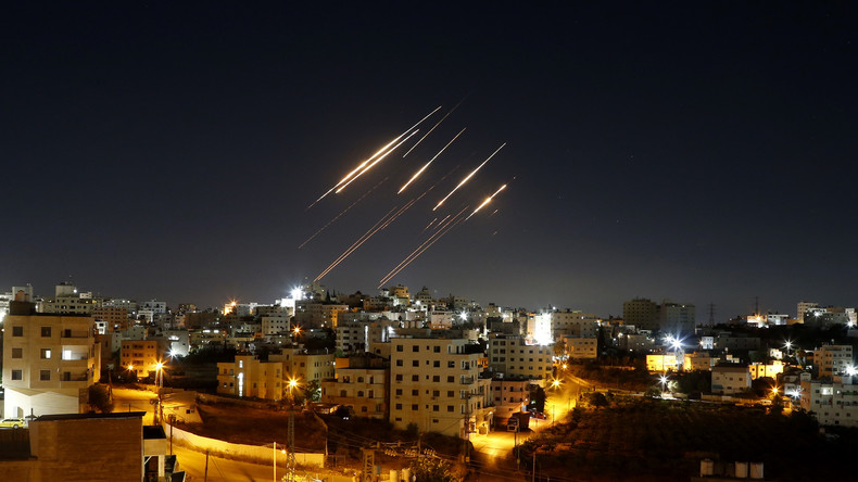 Israël-Iran : secouristes tués, déclarations du G7… Ce que l’on sait de cette 5e nuit de frappes